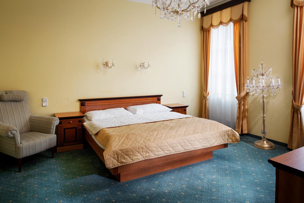 Lazensky Hotel Moskevsky Dvur Karlovy Vary Exterior foto